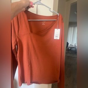 Brand new long sleeve top for the Fall
